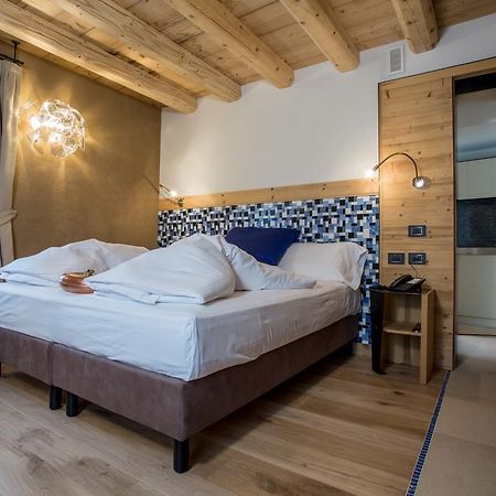 Hotel Orso Grigio Cavalese Bagian luar foto