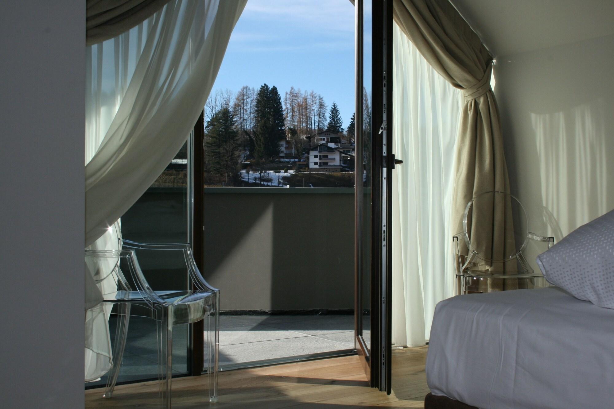 Hotel Orso Grigio Cavalese Bagian luar foto