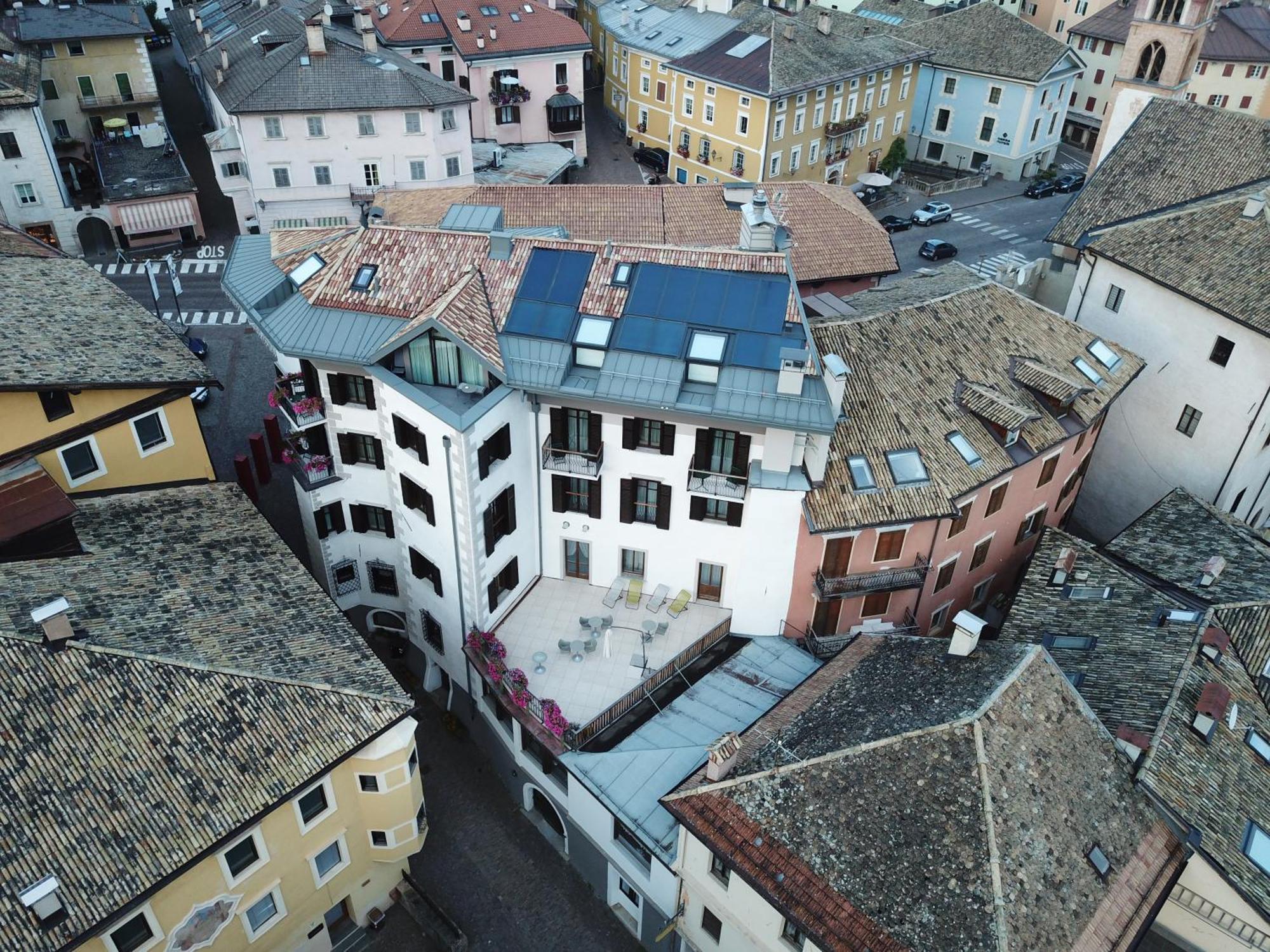 Hotel Orso Grigio Cavalese Bagian luar foto