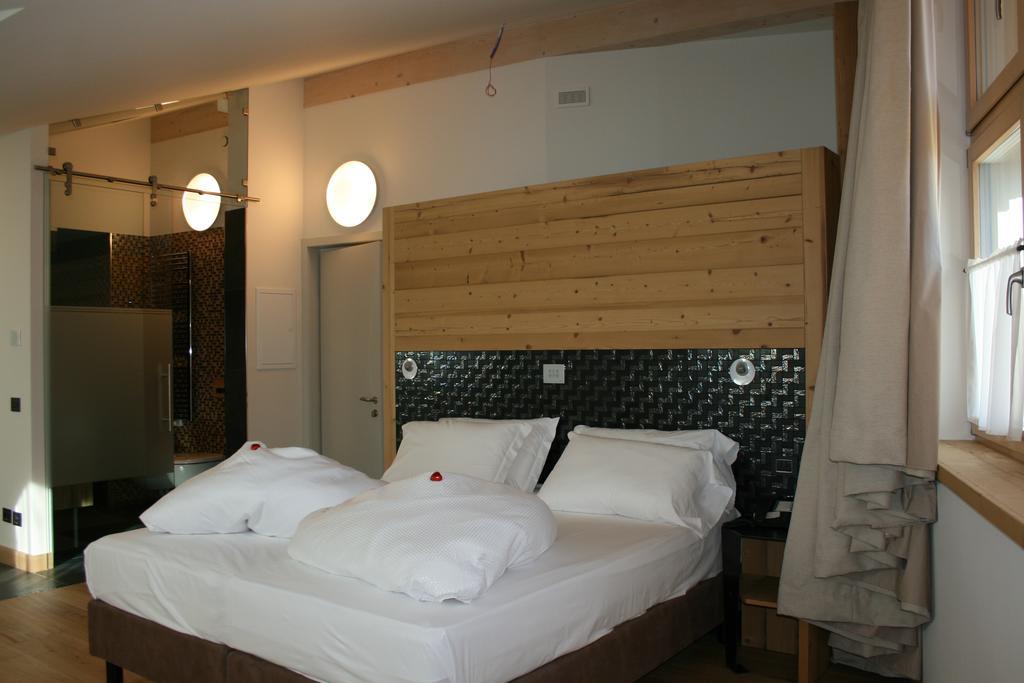 Hotel Orso Grigio Cavalese Bagian luar foto